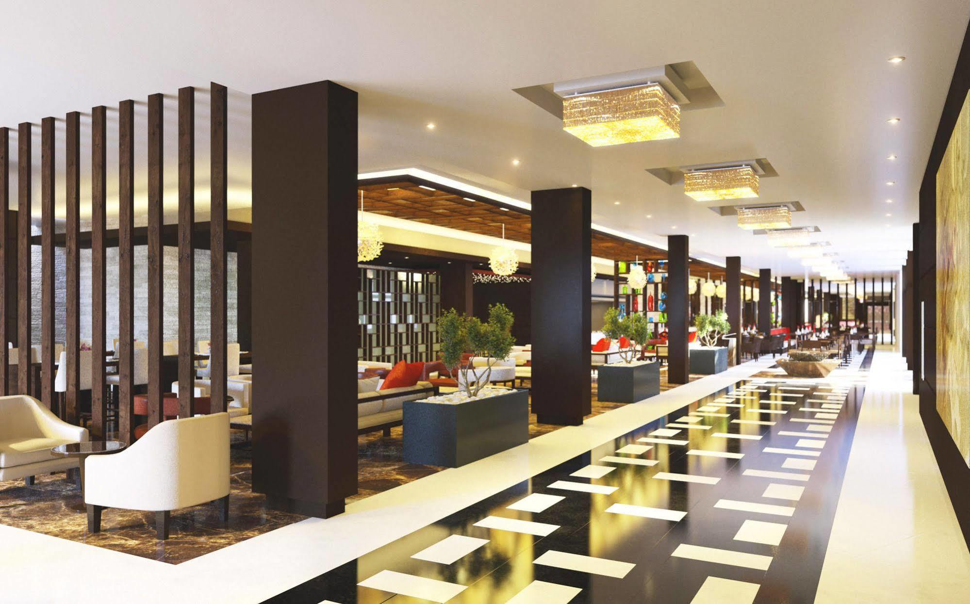 Doubletree By Hilton Nairobi Exterior foto